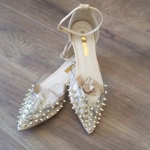 Liliana transparent gold studded flat